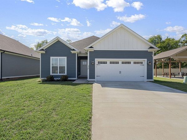 3998 Cadillac Court, Bowling Green, KY 42104