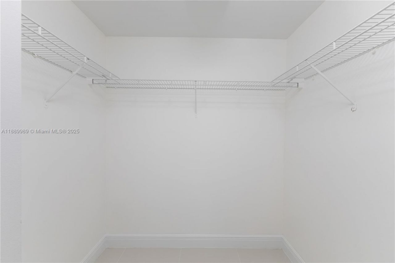 1861 NW S River Dr, Unit 406, Miami, FL 33125 Photo