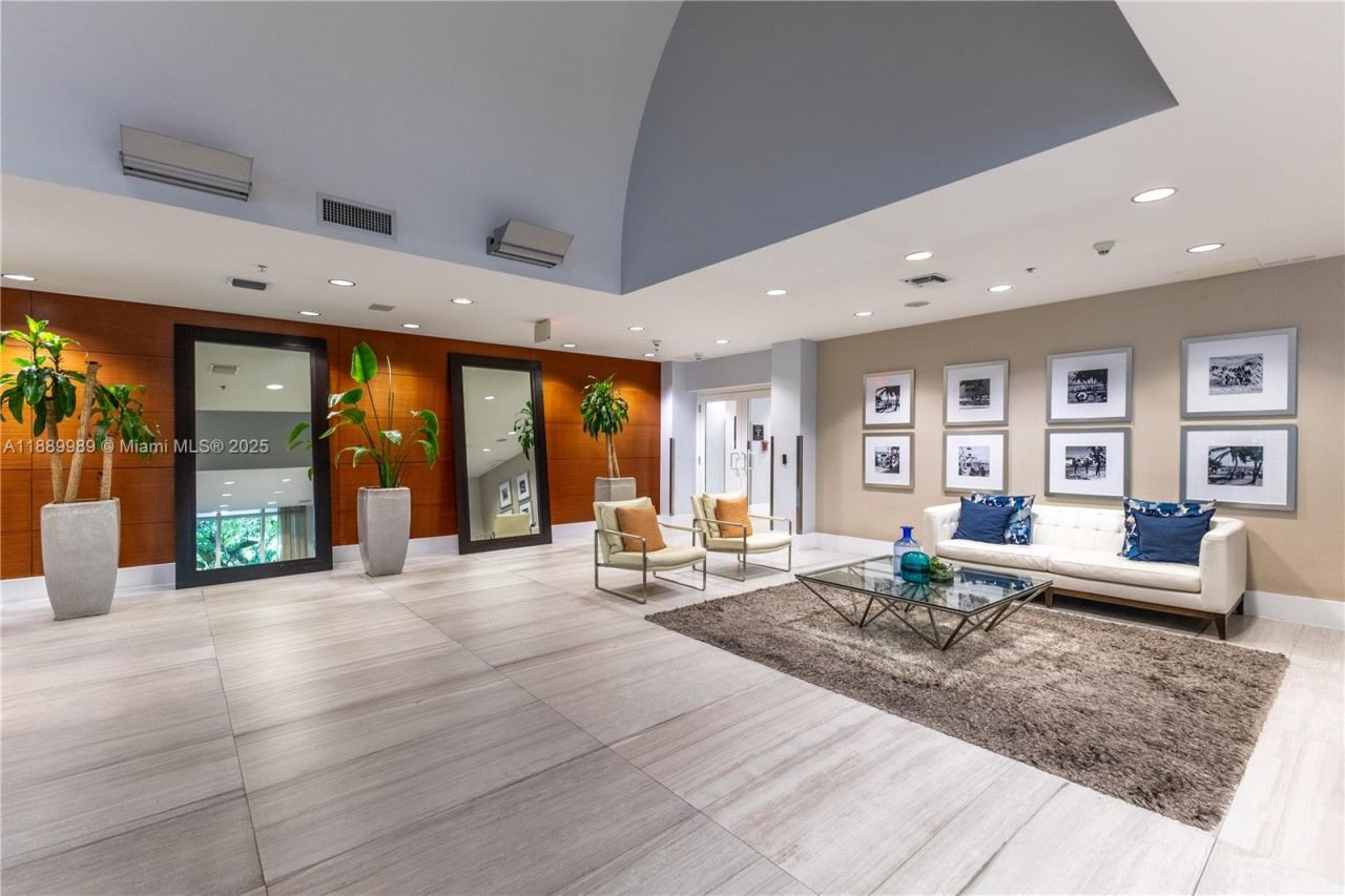 1861 NW S River Dr, Unit 406, Miami, FL 33125 Photo