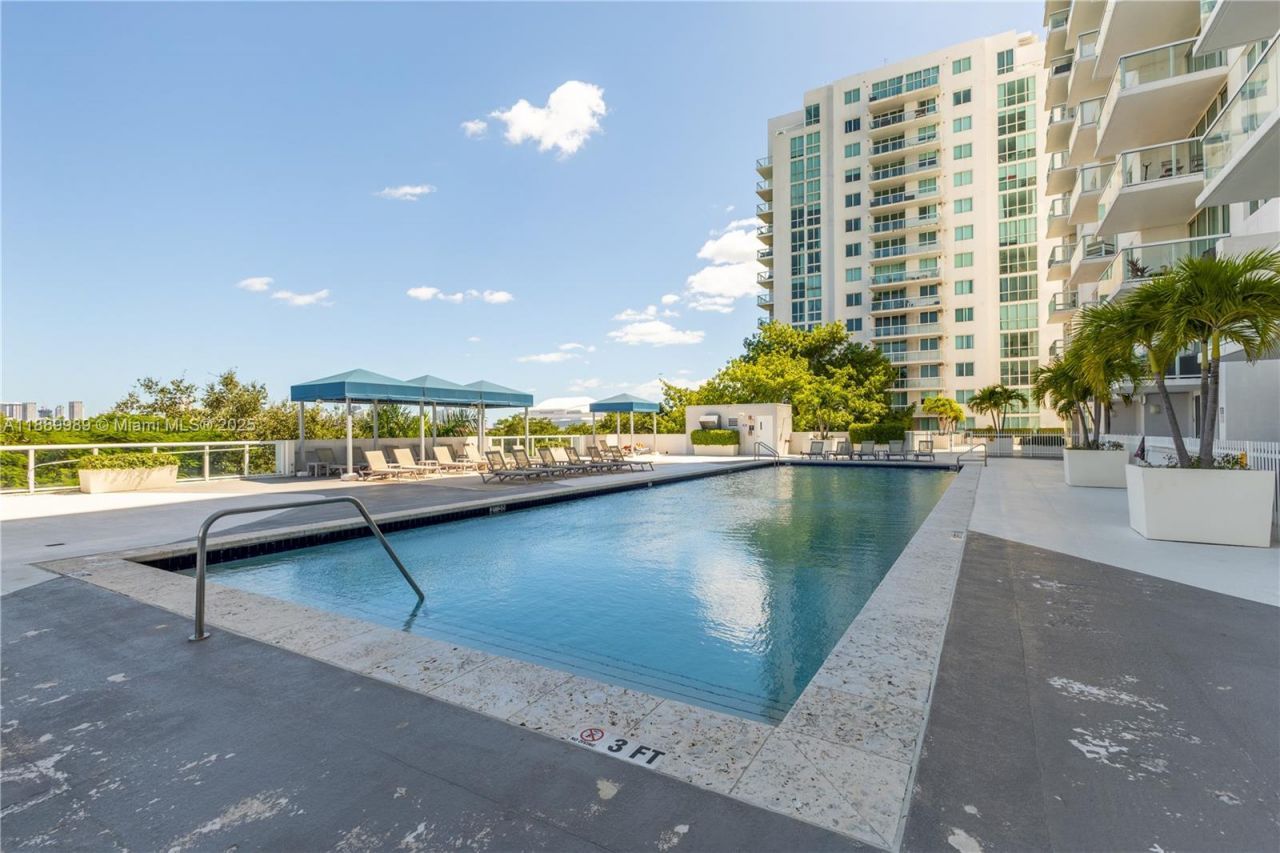 1861 NW S River Dr, Unit 406, Miami, FL 33125 Photo