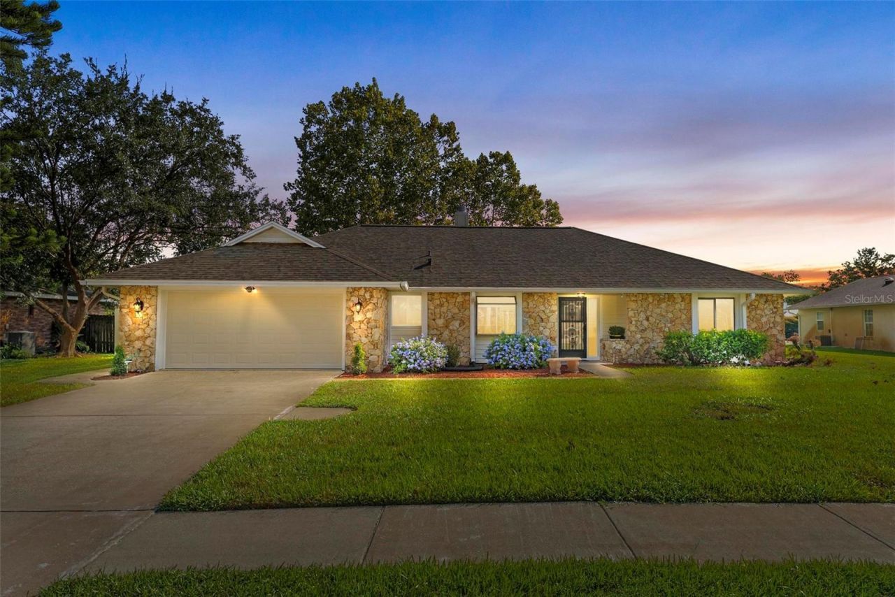 806 Black Duck Drive, Port Orange, FL 32127 Main Photo