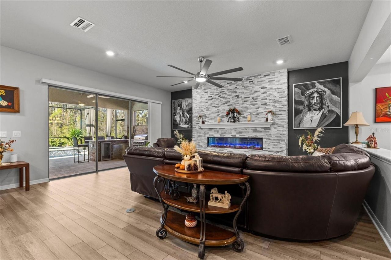 19270 Briarbrook Drive, Tampa, FL 33647 Photo