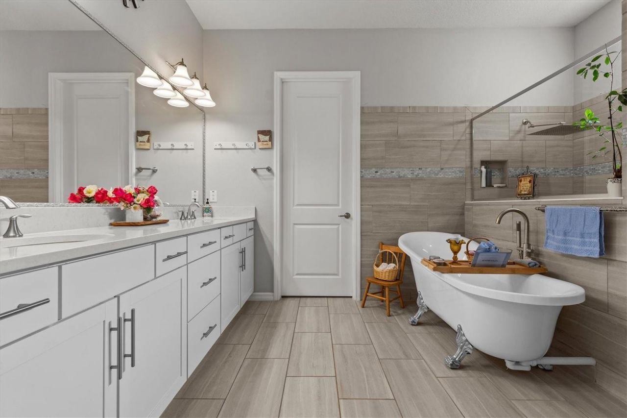 19270 Briarbrook Drive, Tampa, FL 33647 Photo