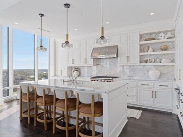 1111 W River Parkway, Unit 26C, Minneapolis, MN 55415