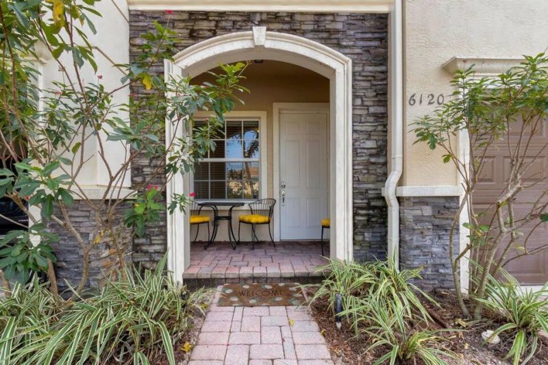 6120 SE Portofino Circle, Hobe Sound, FL 33455 Photo