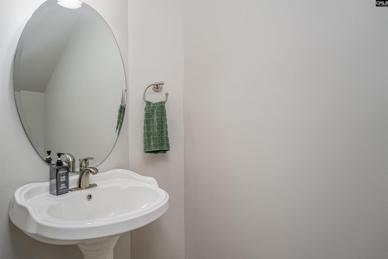 240 Jeter Road Photo 25