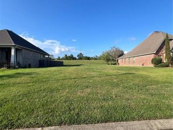 289 CYPRESS LAKES Drive, Slidell, LA 70458