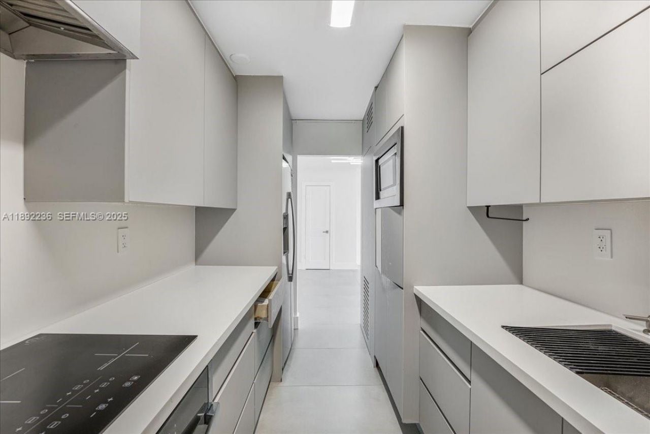 1865 79th St, Unit 12G, North Bay Village, FL 33141 Photo