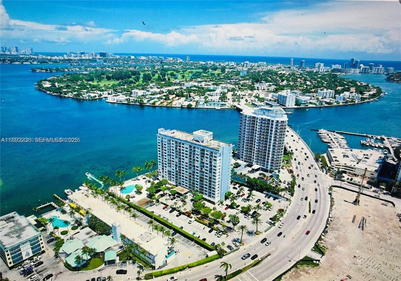 1865 79th St, Unit 12G, North Bay Village, FL 33141 Photo