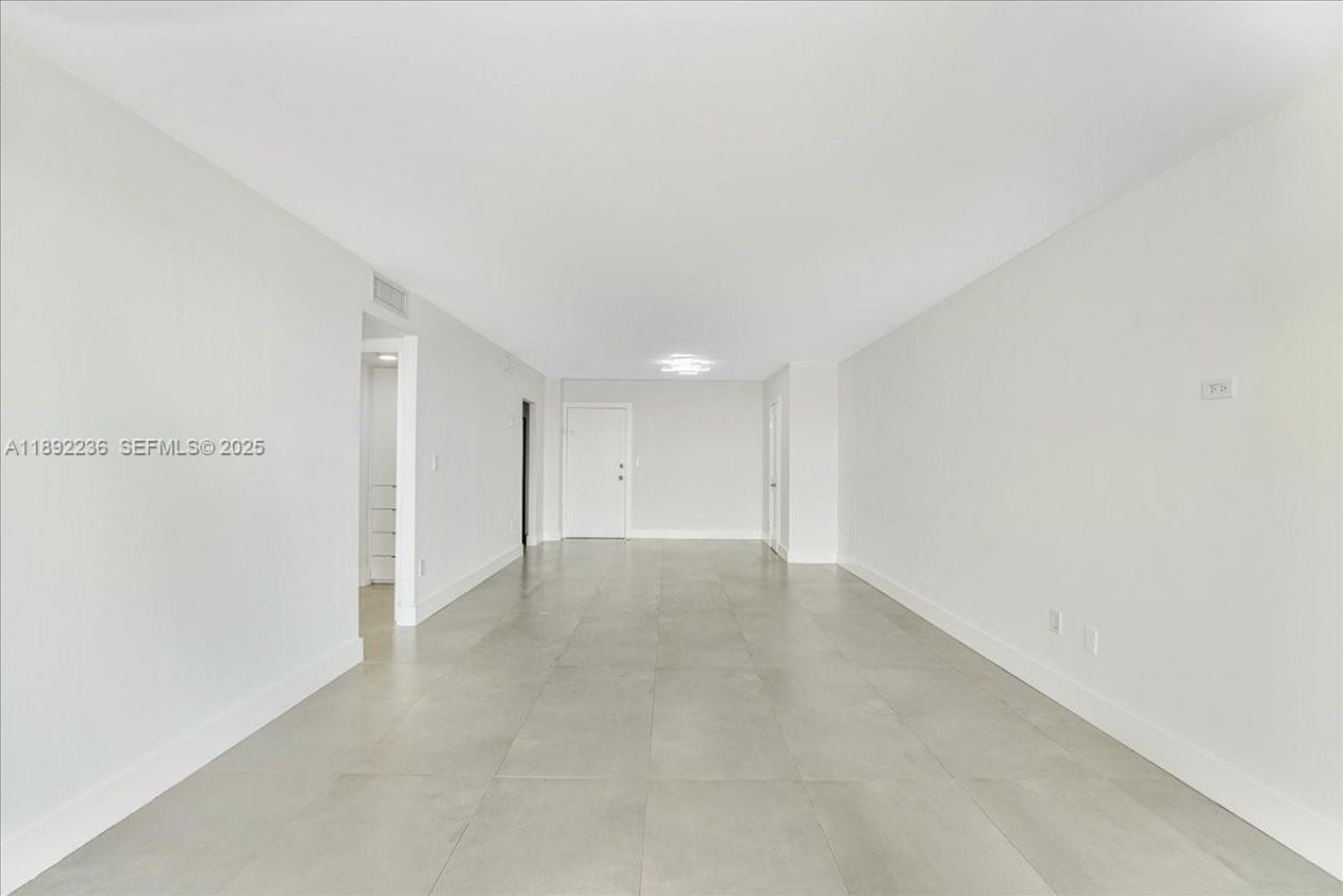 1865 79th St, Unit 12G, North Bay Village, FL 33141 Photo