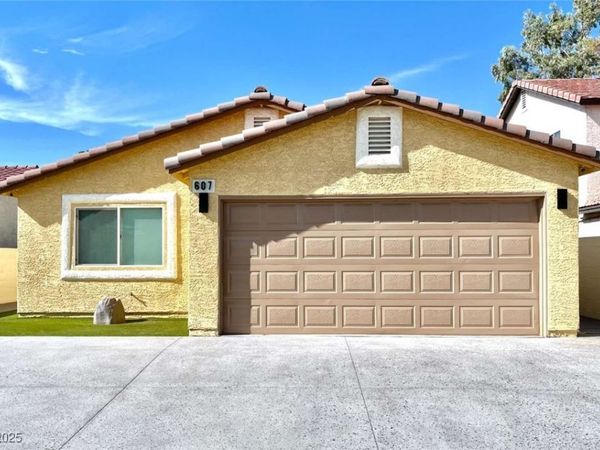 607 Oldham Avenue , Henderson, NV 89014