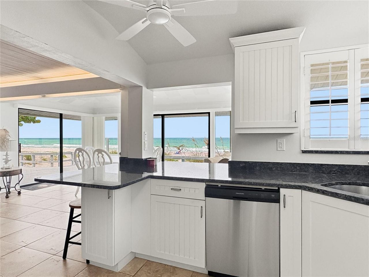 2823 Gulf Of Mexico Drive, Longboat Key, FL 34228 Photo