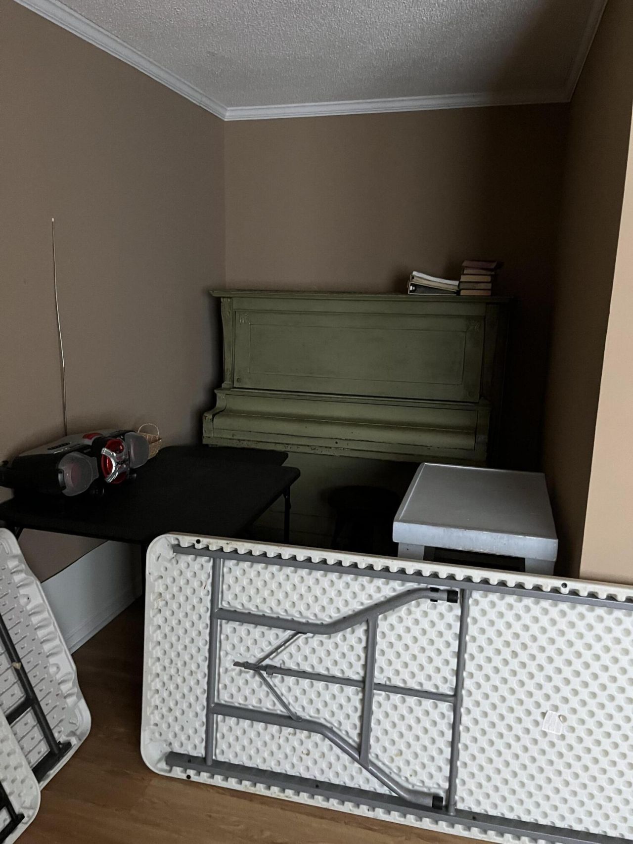 1110 Whitman Photo 12