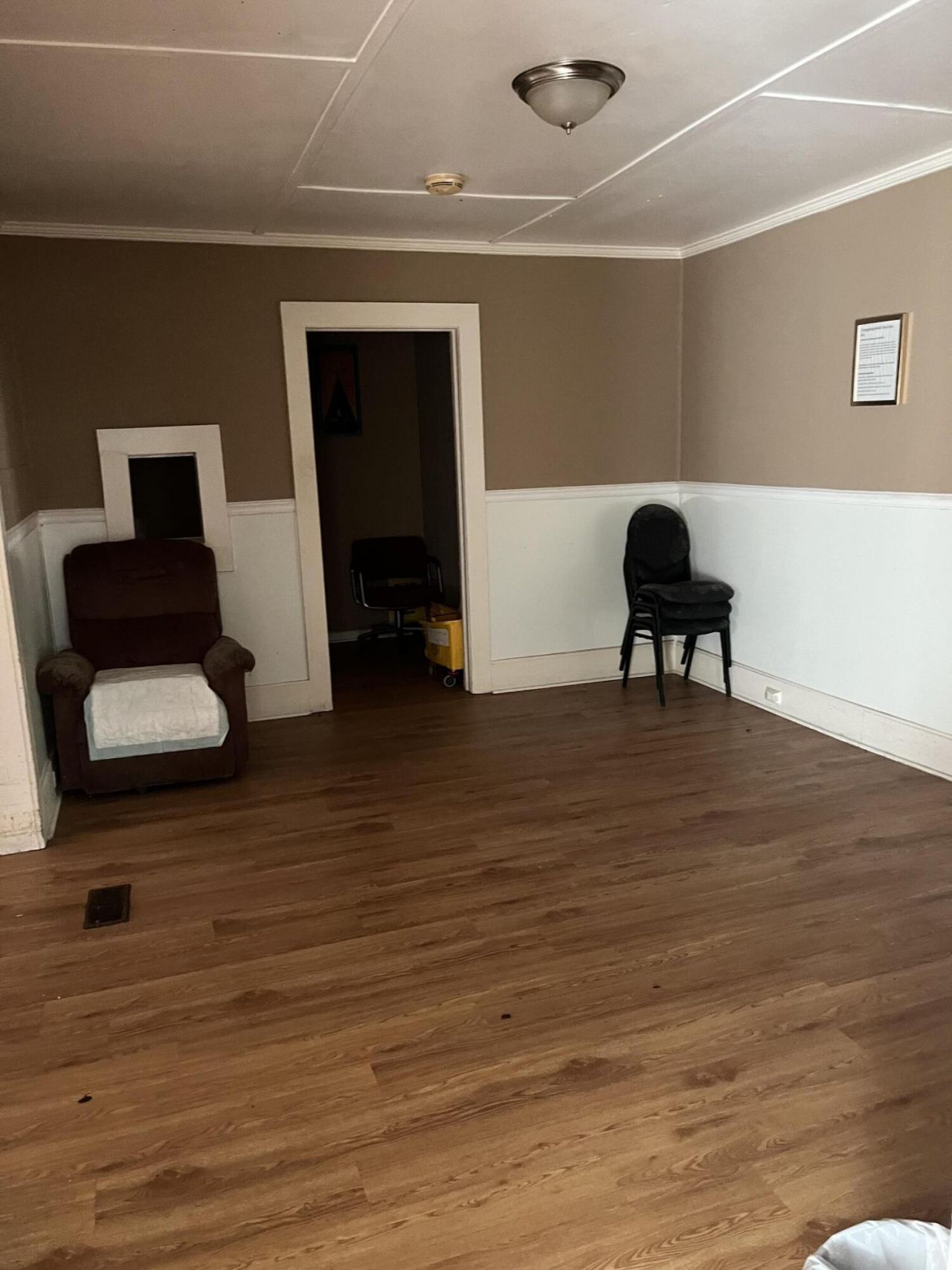 1110 Whitman Photo 26