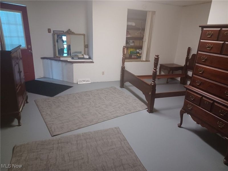 3046 Sackett Avenue, Cleveland, OH 44109 Photo 5