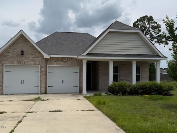 10510 W Landon Green Circle, Gulfport, MS 39503