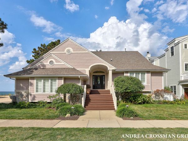 1020 Lions Park Drive, St. Joseph, MI 49085