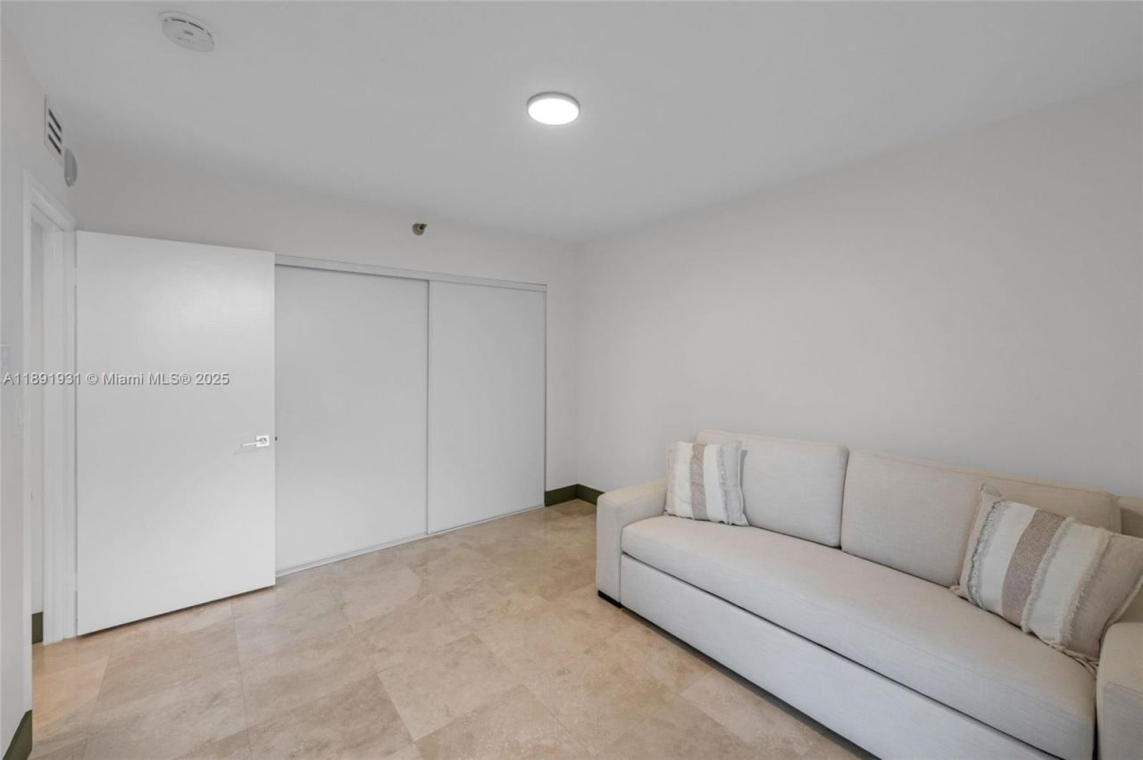 20515 E Country Club Dr, Unit 343, Aventura, FL 33180 Photo