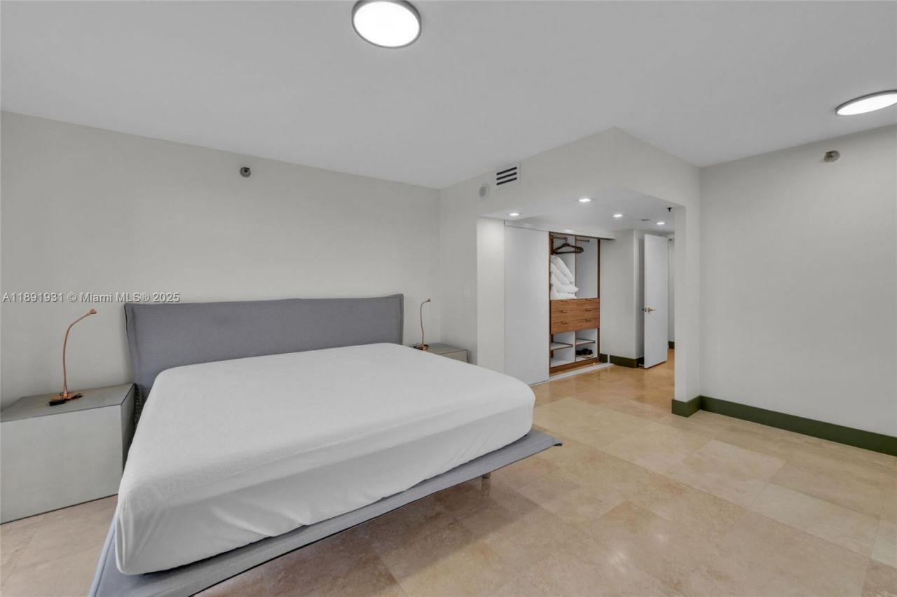 20515 E Country Club Dr, Unit 343, Aventura, FL 33180 Photo