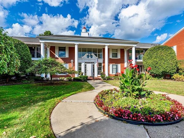 19710 W 13 Mile Road, Beverly Hills Vlg, MI 48025