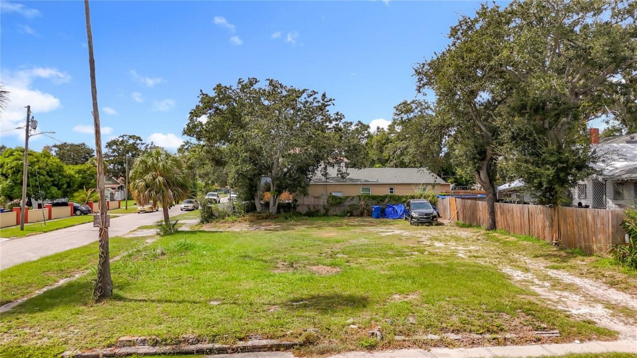 1831 10th Street S, Saint Petersburg, FL 33705 Photo