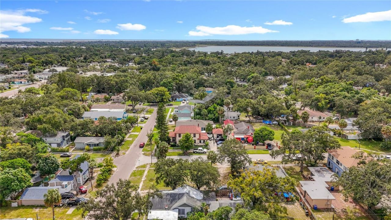 1831 10th Street S, Saint Petersburg, FL 33705 Photo