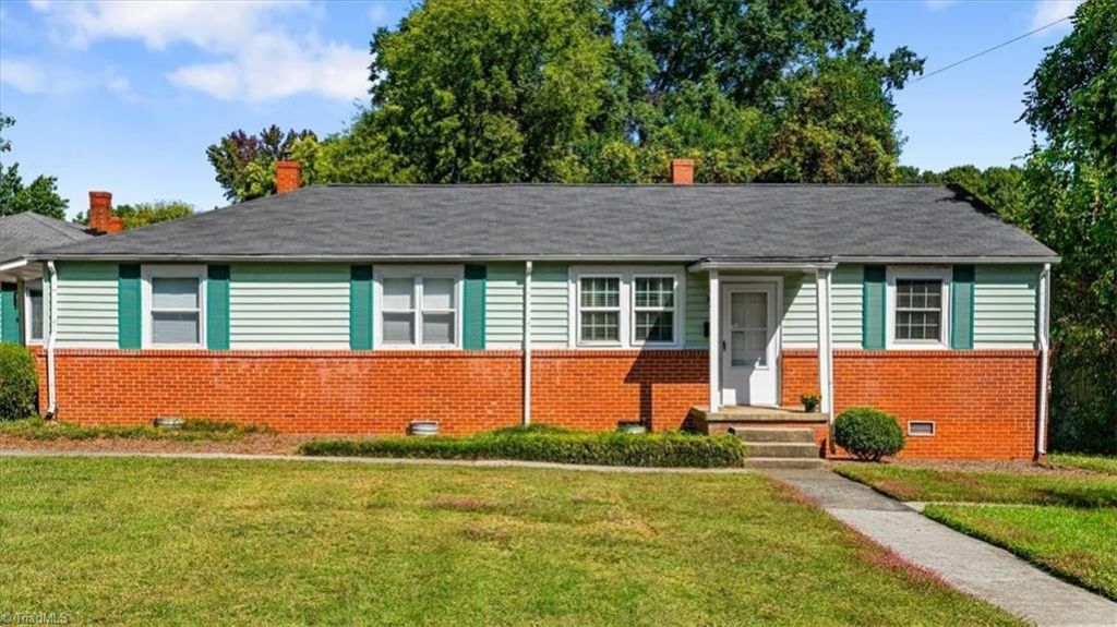 414 Overlook Street, Greensboro, NC 27403 Main Photo