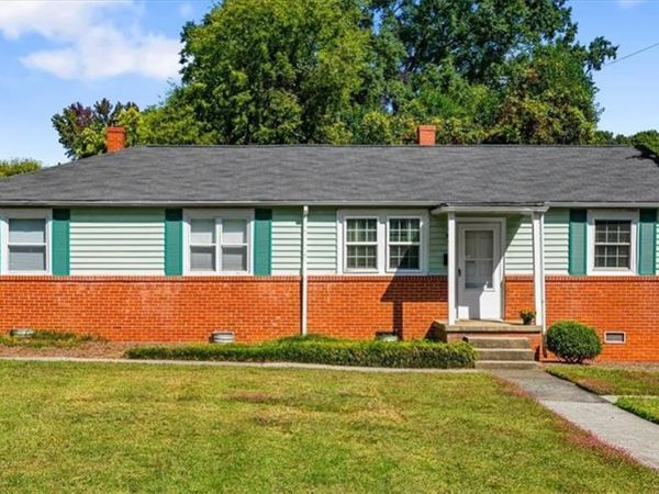 414 Overlook Street, Greensboro, NC 27403