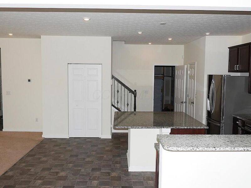 3884 Chickasaw Drive, Grove City, OH 43123 Photo 11