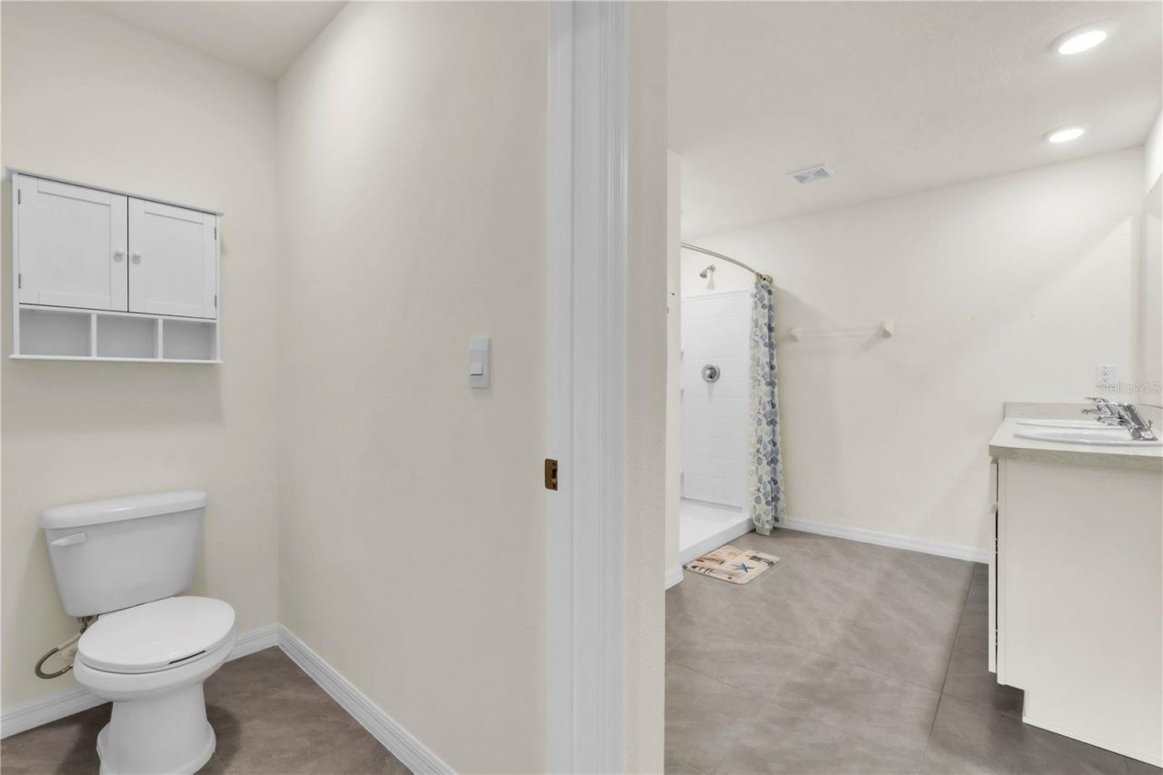 7518 Rosewood Garden Loop, Tampa, FL 33637 Photo