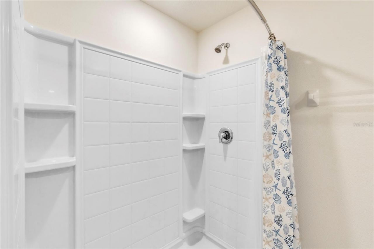 7518 Rosewood Garden Loop, Tampa, FL 33637 Photo