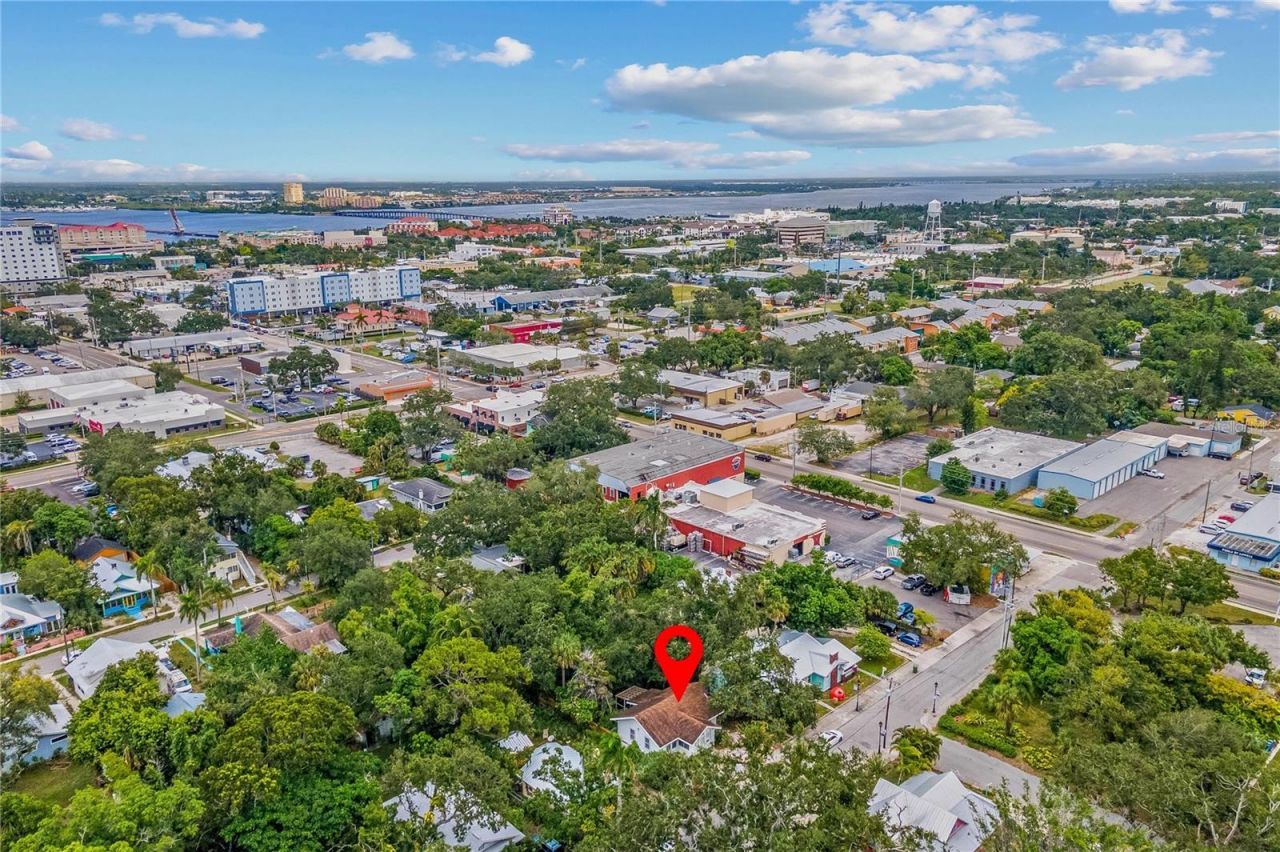 1006 11th Avenue W, Bradenton, FL 34205 Photo