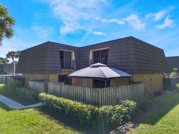 3231 32nd Way, West Palm Beach, FL 33407