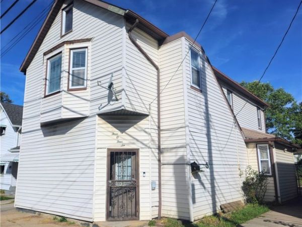 3046 Sackett Avenue, Cleveland, OH 44109