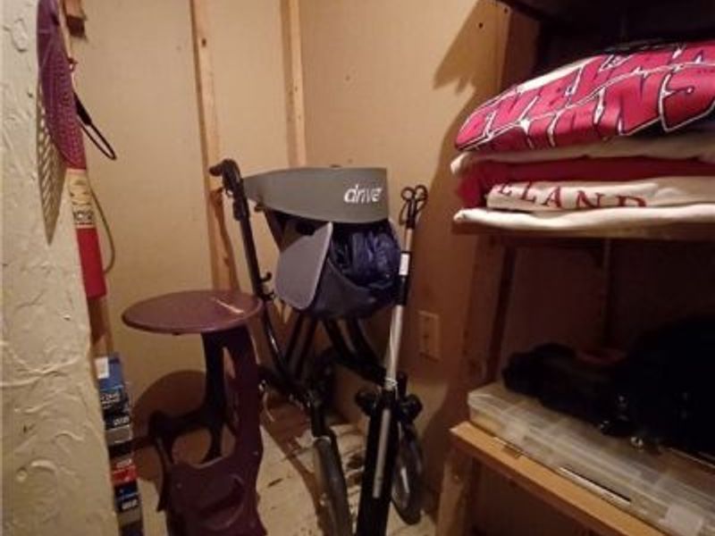 3046 Sackett Avenue, Cleveland, OH 44109 Photo 11