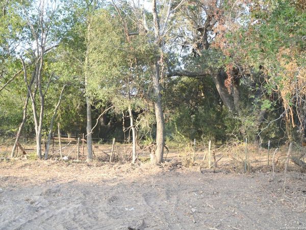 TBD Highway 173, Devine, TX 78016