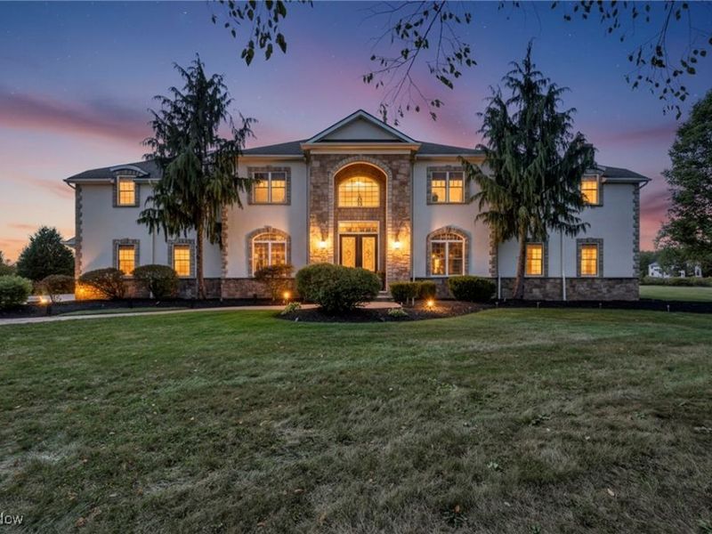 10640 Bayshire Trail, Kirtland, OH 44094 Photo 1