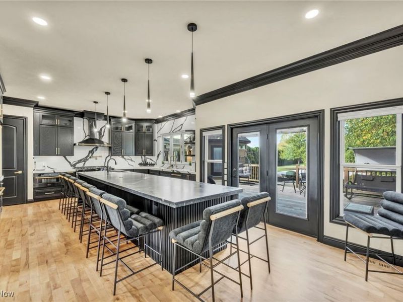 10640 Bayshire Trail, Kirtland, OH 44094 Photo 4