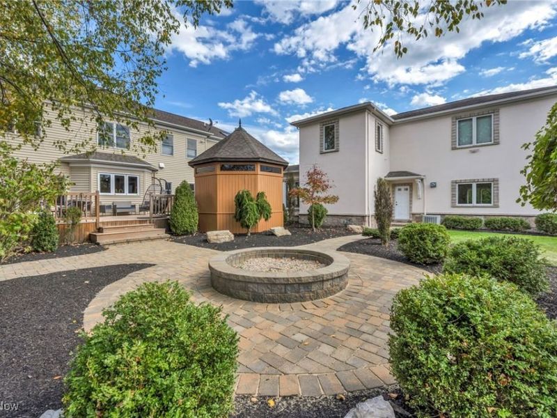 10640 Bayshire Trail, Kirtland, OH 44094 Photo 42