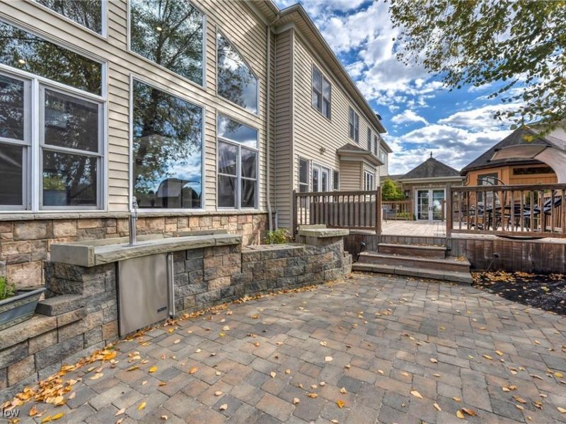 10640 Bayshire Trail, Kirtland, OH 44094 Photo 43