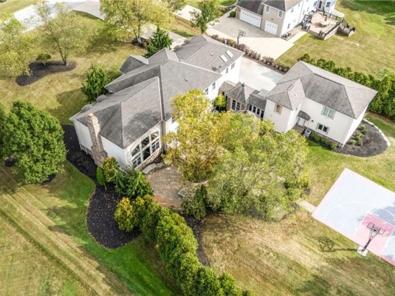 10640 Bayshire Trail, Kirtland, OH 44094 Photo 47