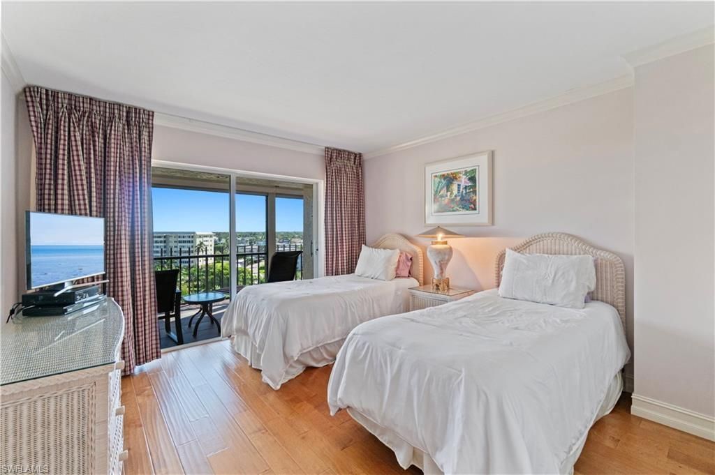 3399 Gulf Shore Blvd N, Unit PH-South, Naples, FL 34103 Photo