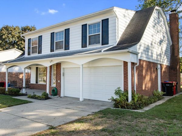 21361 Andover Road, Southfield, MI 48076