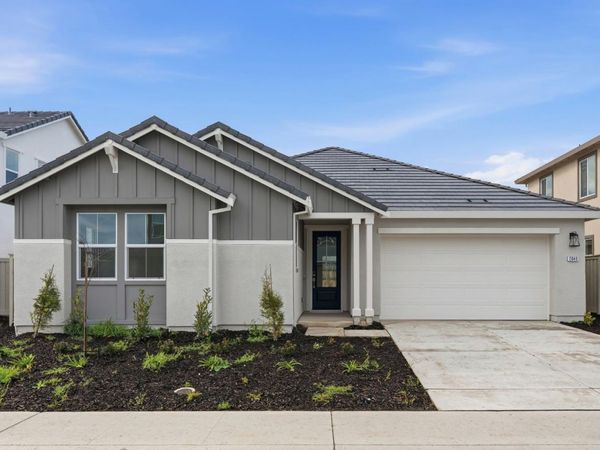 2040 Lazy Day Ln, Roseville, CA 95747