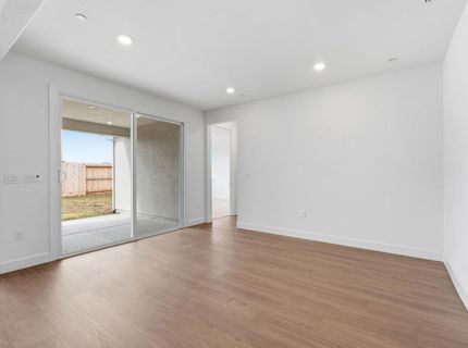 2040 Lazy Day Ln, Roseville, CA 95747 Photo