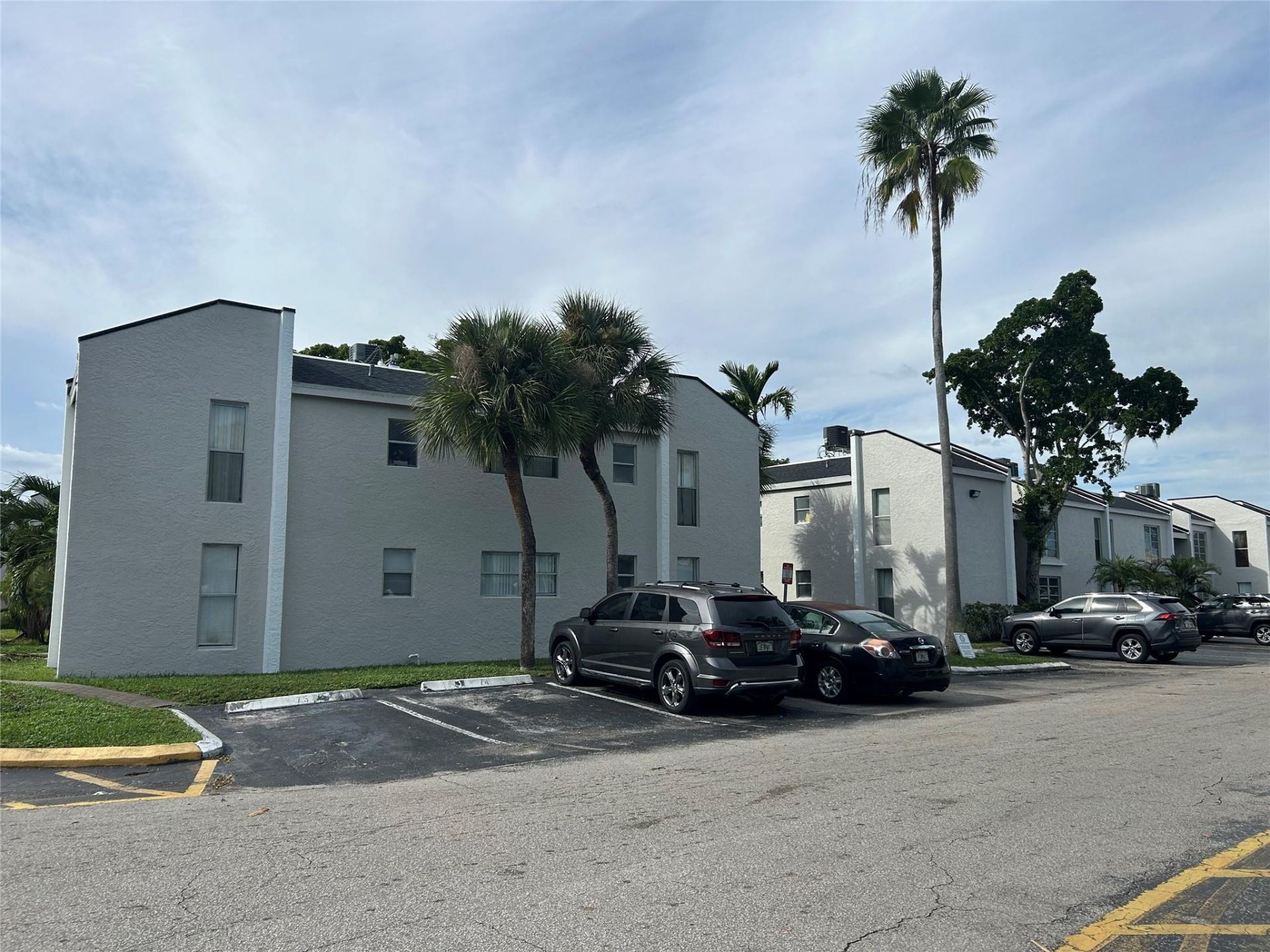 4463 Treehouse Lane, Unit H, Tamarac, FL 33319 Photo