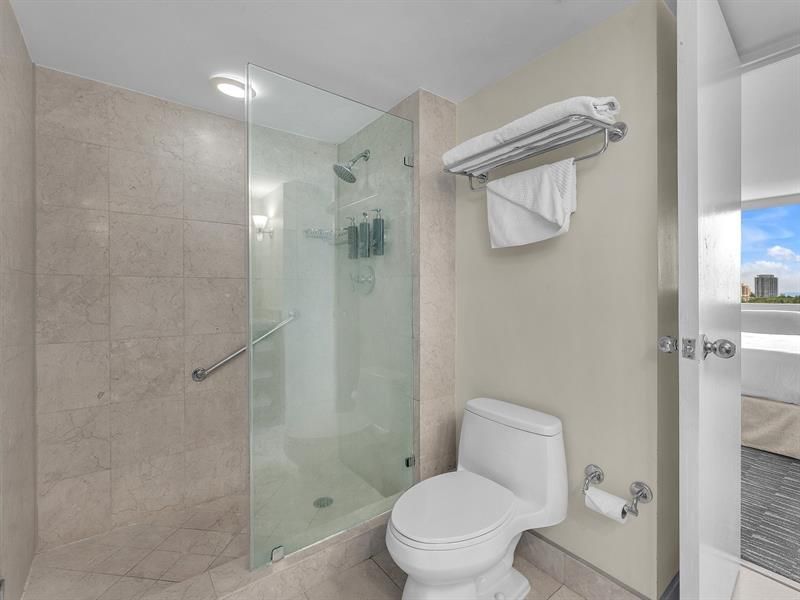 2670 E Sunrise Boulevard, Unit 922, Fort Lauderdale, FL 33304 Photo