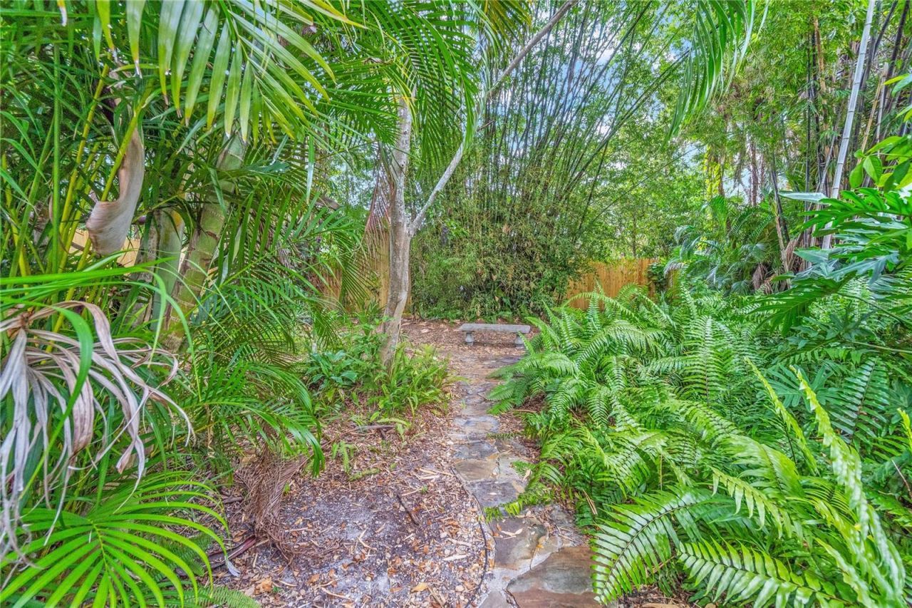 1006 11th Avenue W, Bradenton, FL 34205 Photo