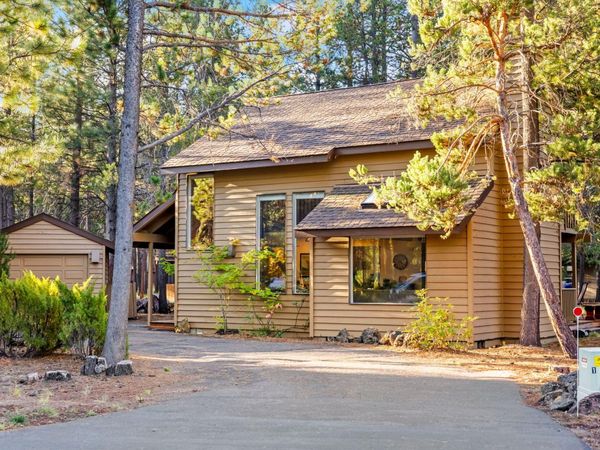 57328 Mountain View Lane, Unit 2, Sunriver, OR 97707