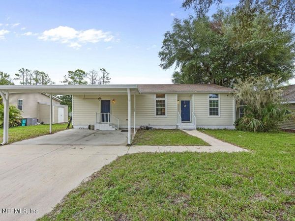 148 LAKE MARGO Drive, Satsuma, FL 32189